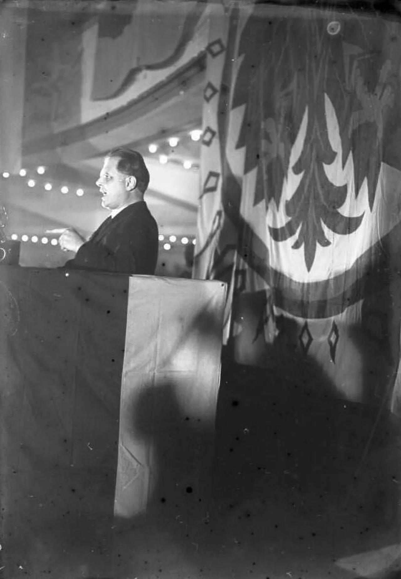 Porträt von Fritz von Unruh (1885–1970) – Gedenkseite