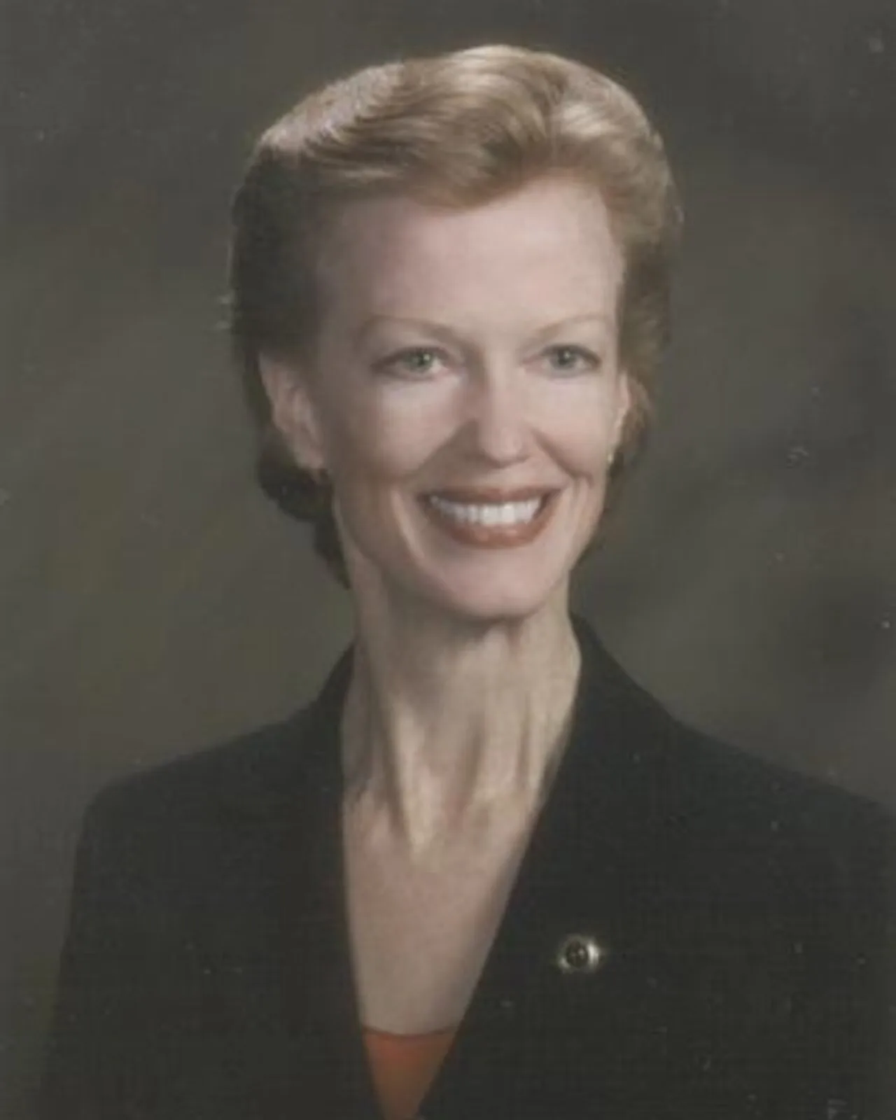 Portrait of Laurie Smith Camp (1953–2020) – memorial page