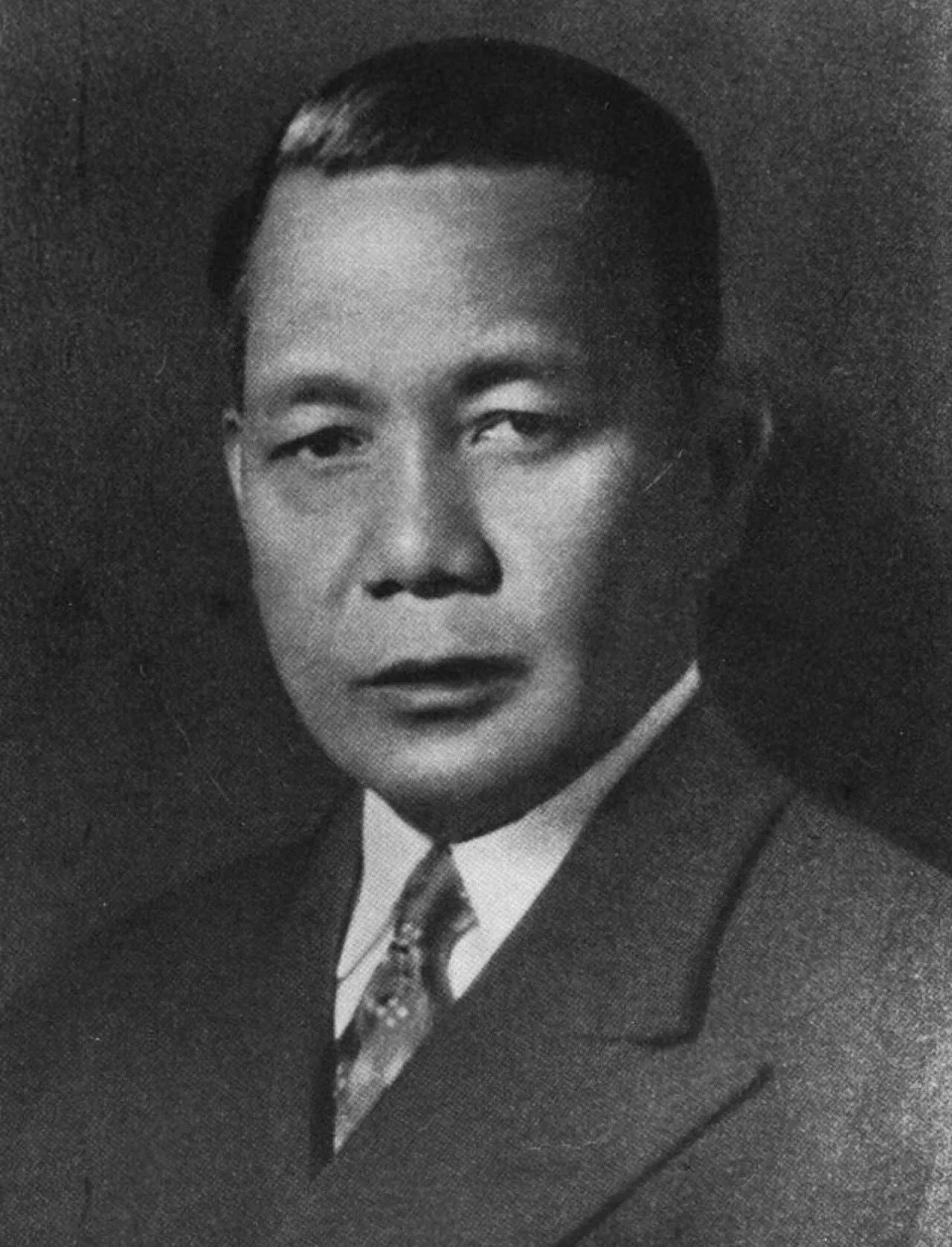 Porträt von Leon Guinto (1896–1962) – Gedenkseite