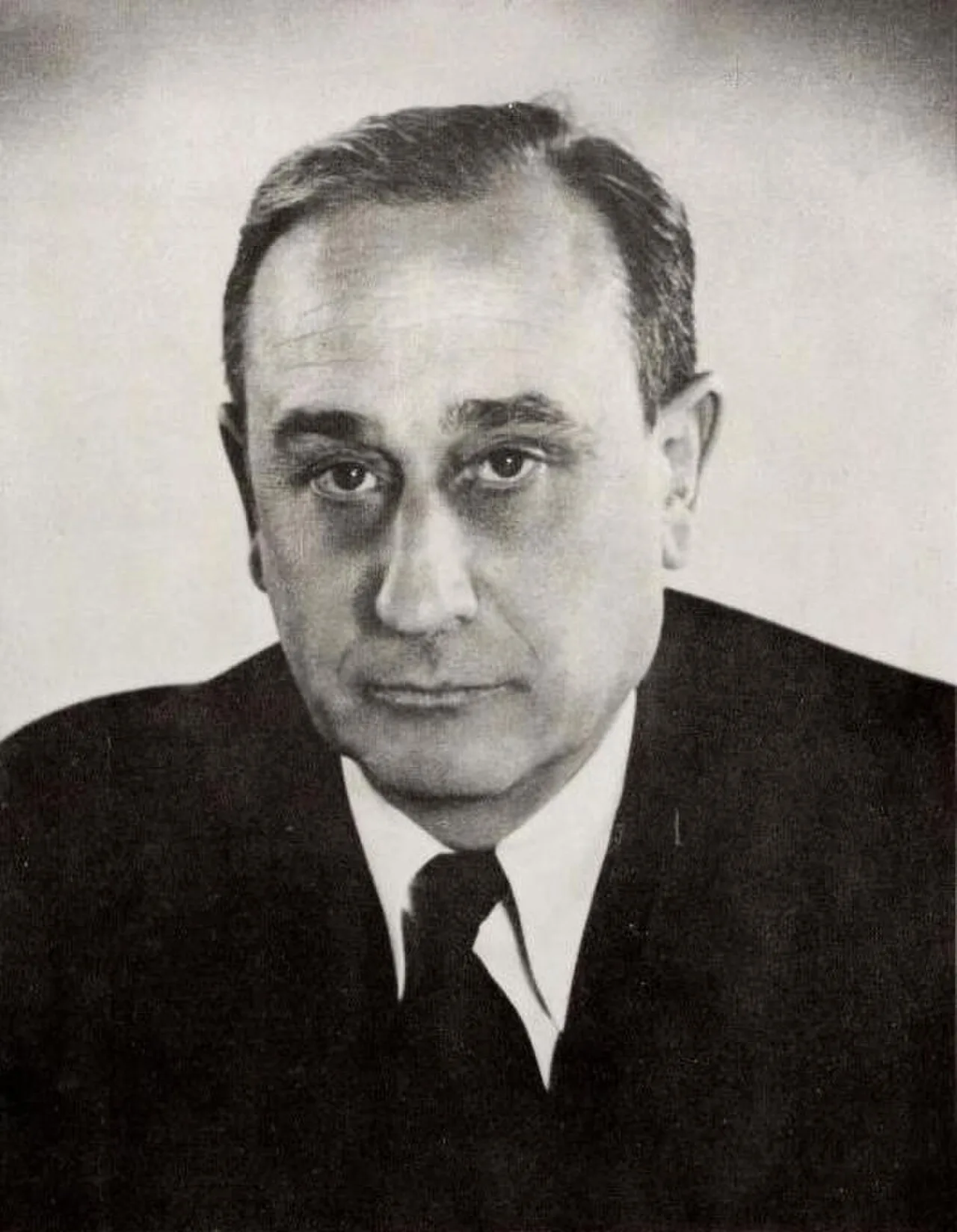 Lewis Webster Jones