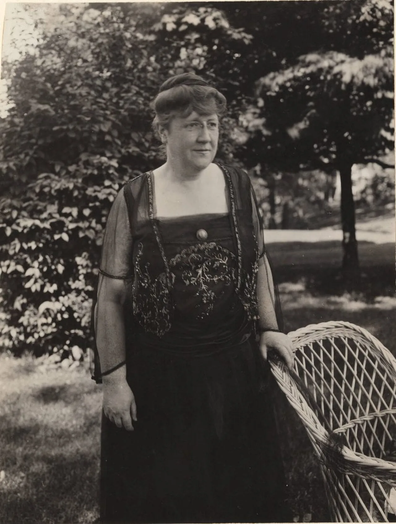 Porträt von Lida Lee Tall (1873–1942) – Gedenkseite