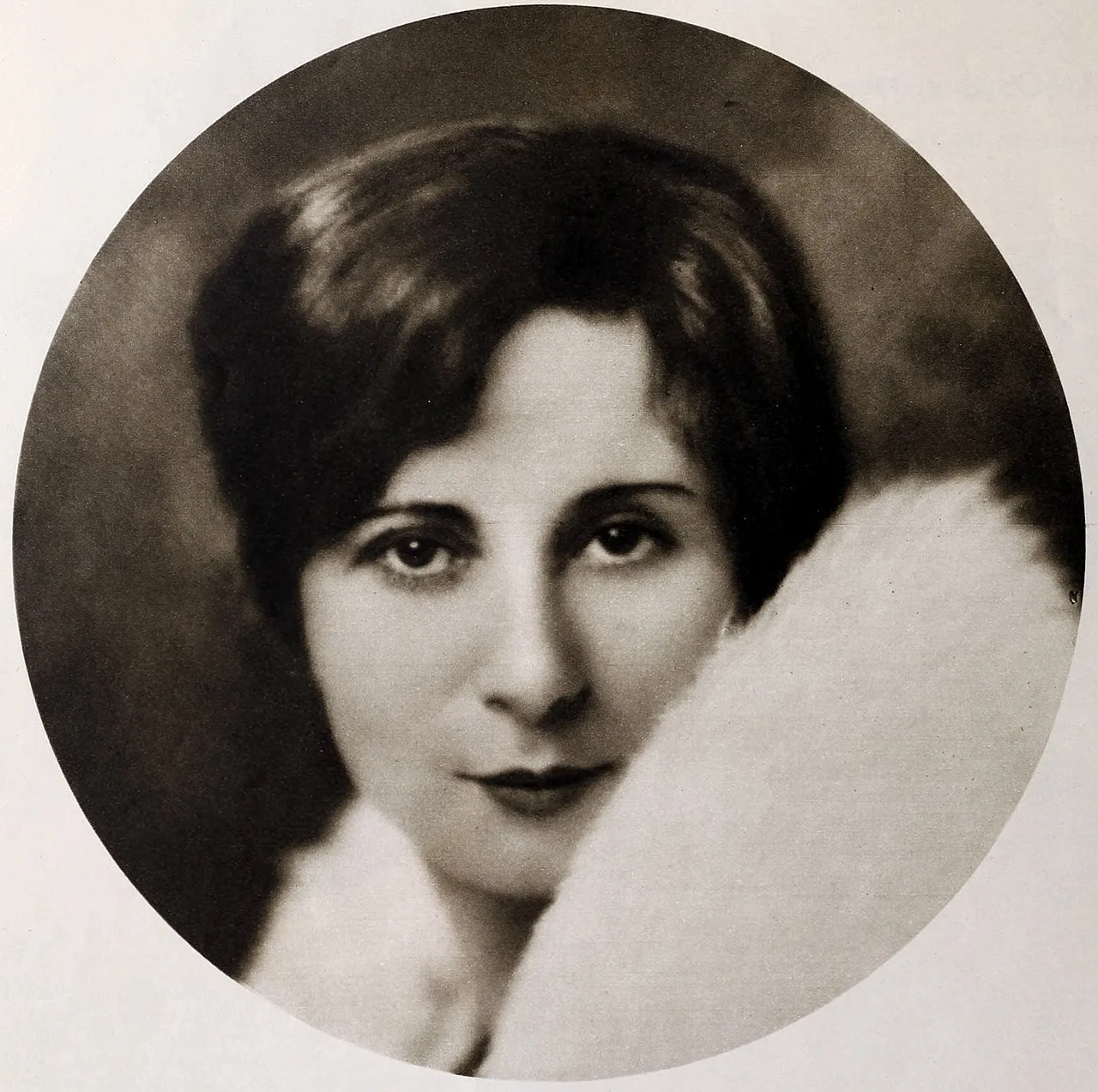 Porträt von Muriel Pollock (1895–1971) – Gedenkseite