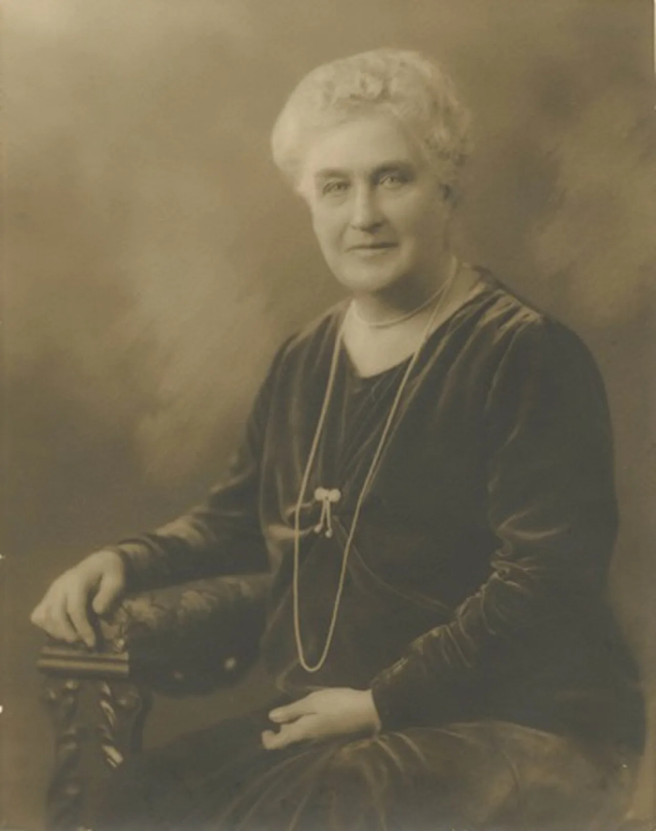 Porträt von Emalea P. Warner (1853–1948) – Gedenkseite