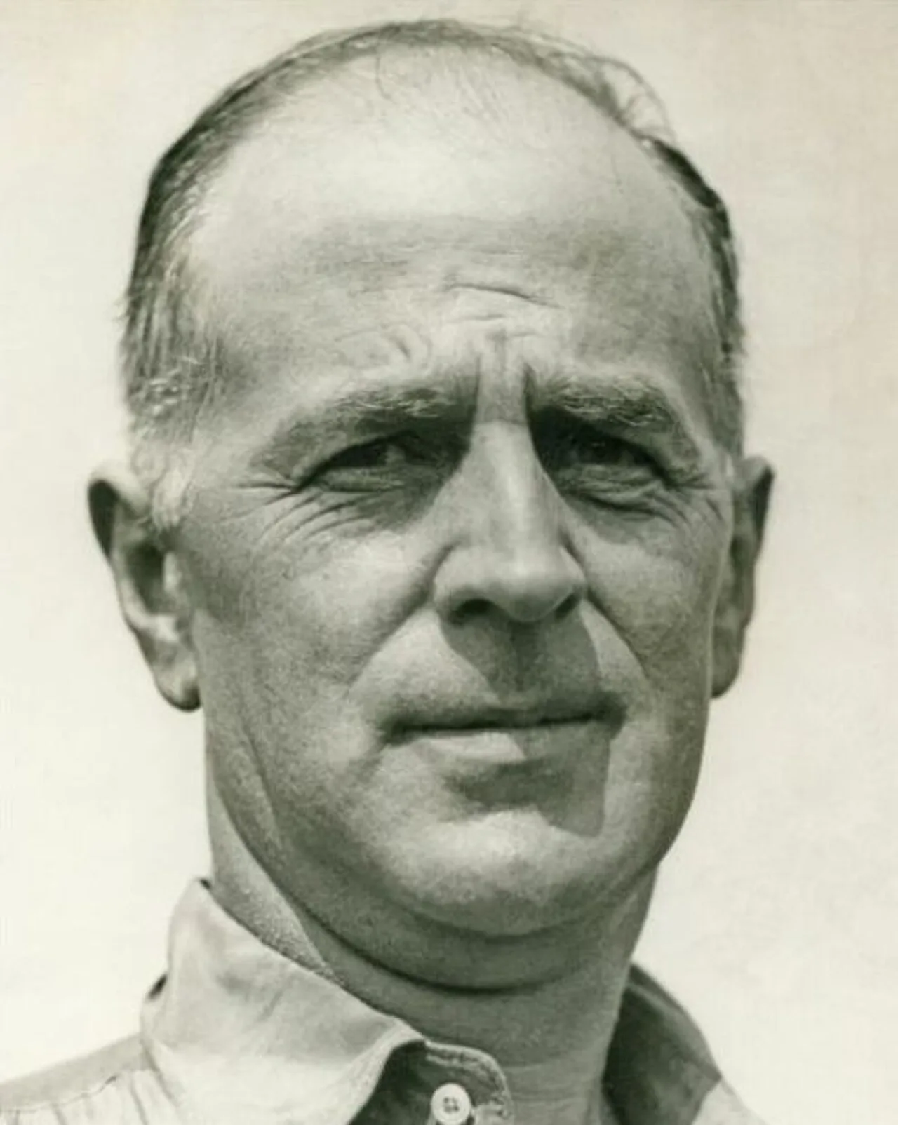 Portrait of Louis Ezekiel Stoddard (1878–1948) – memorial page