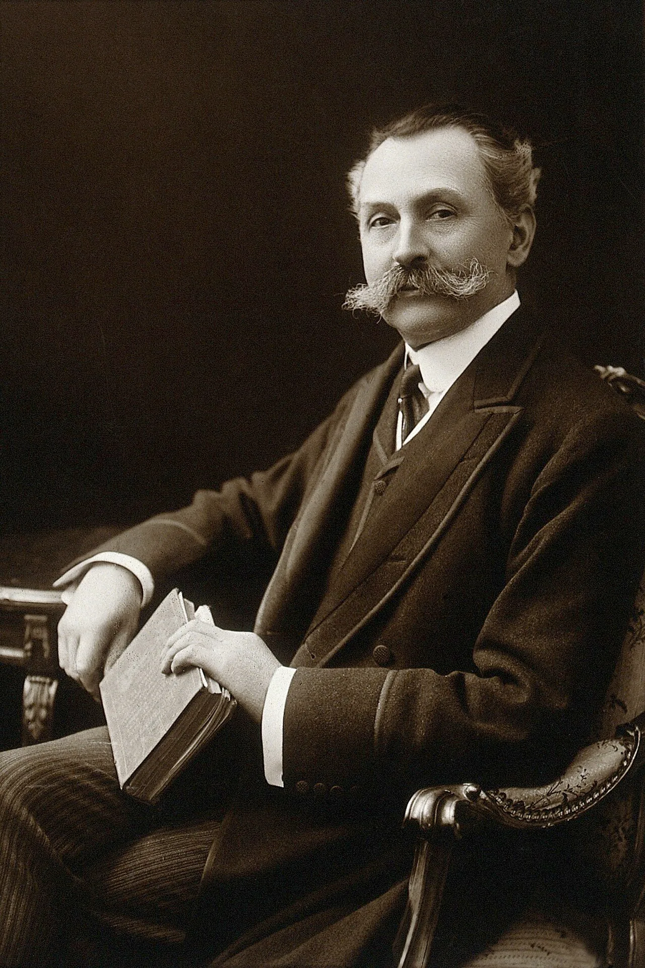 James Dundas-Grant