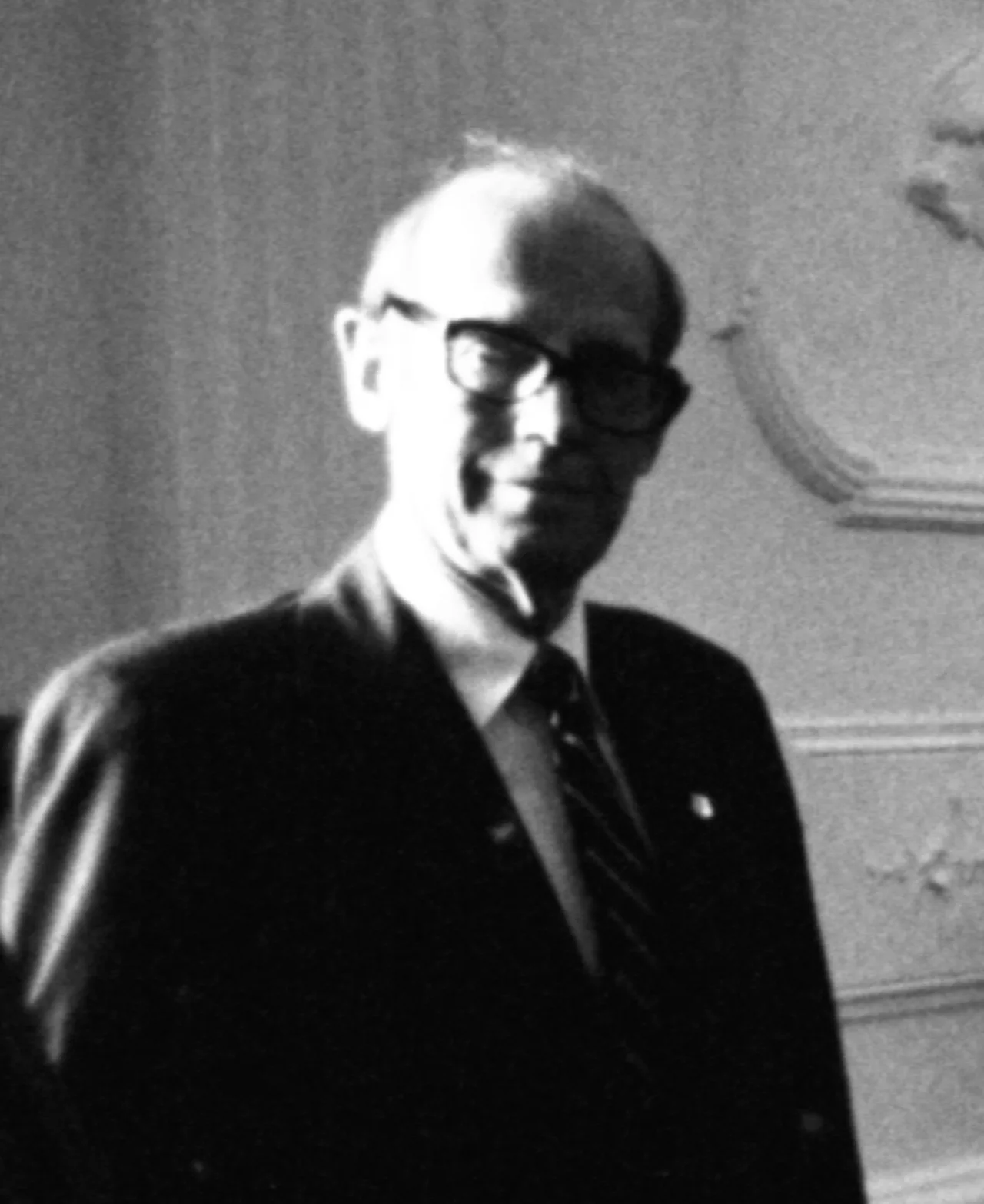 David D. Newsom