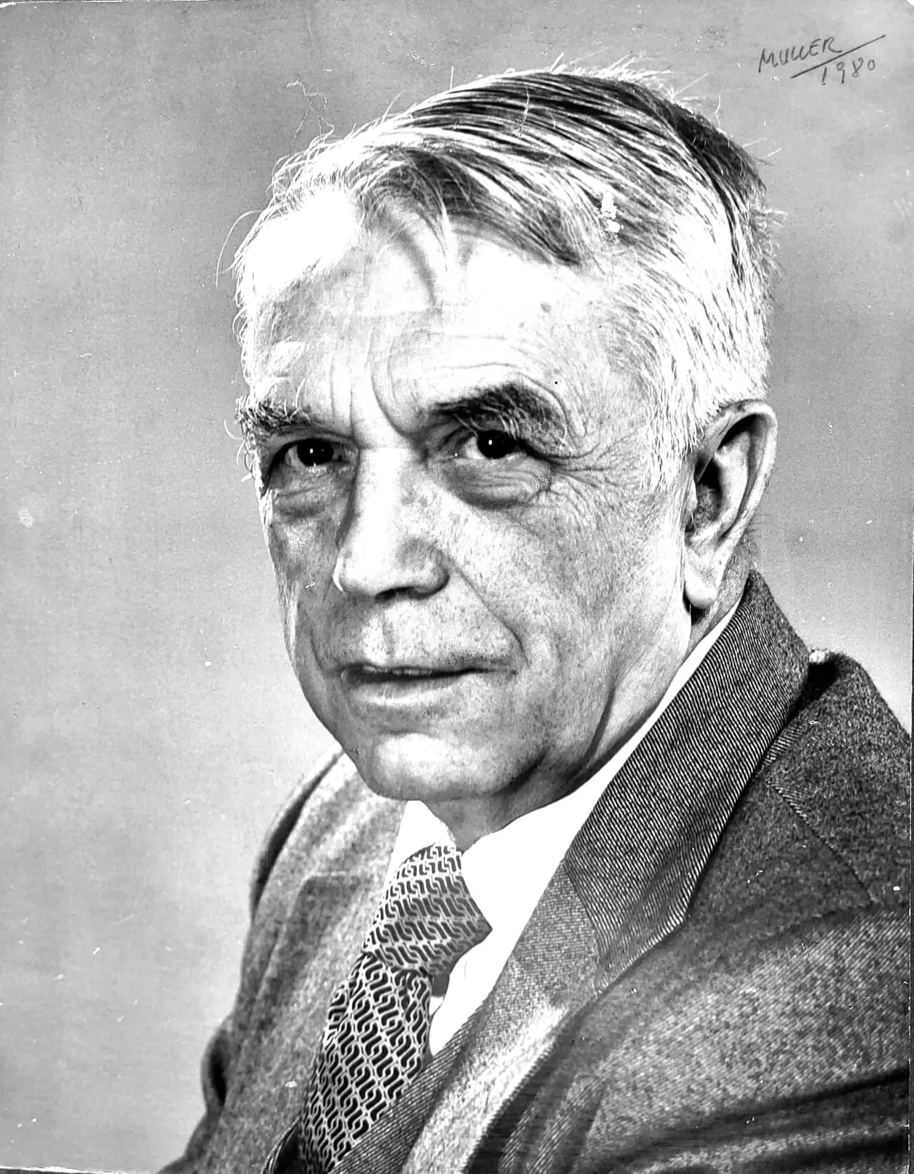 Portrait of Manuel García-Pelayo (1909–1991) – memorial page