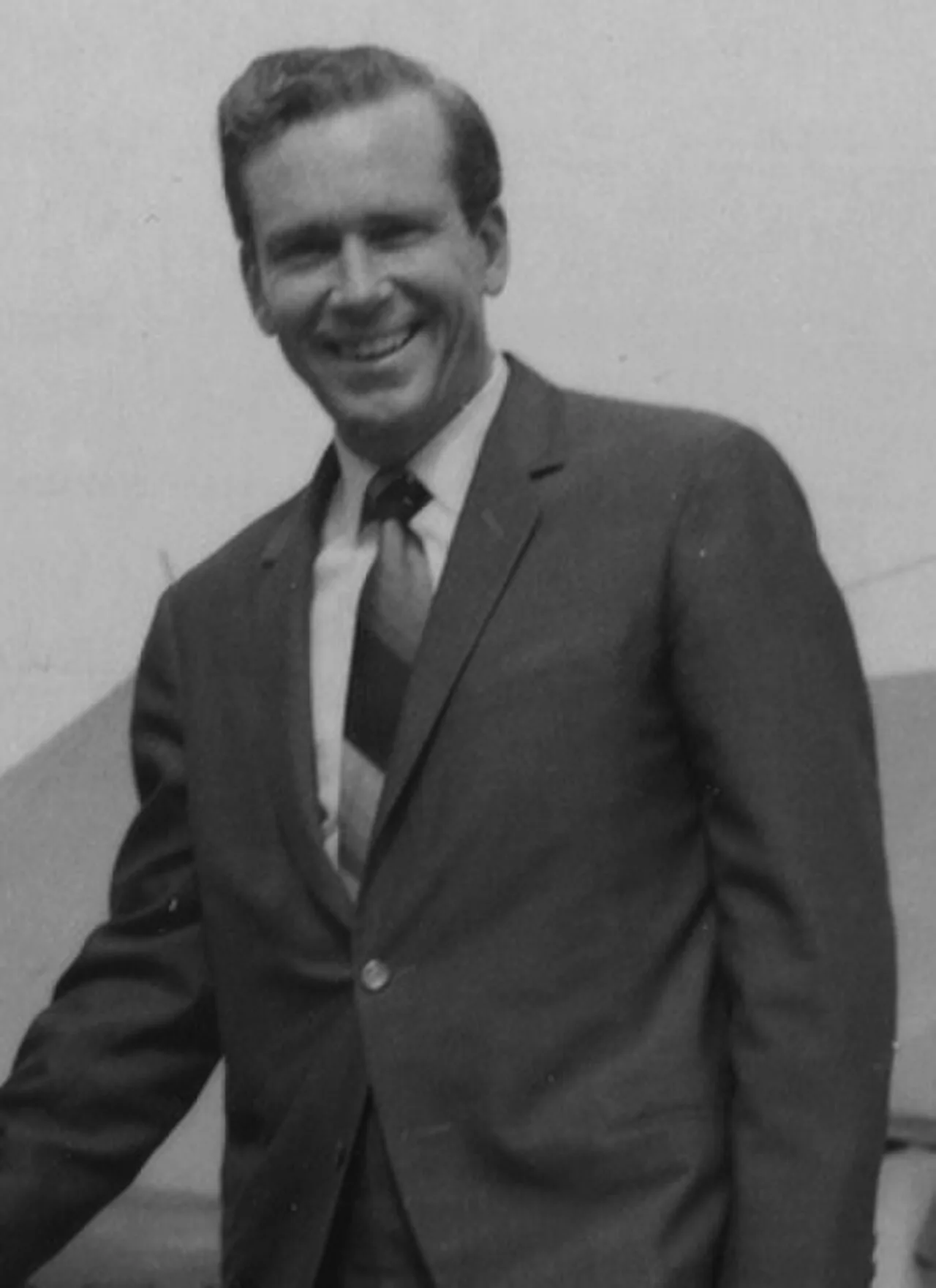 Porträt von Warren E. Hearnes (1923–2009) – Gedenkseite