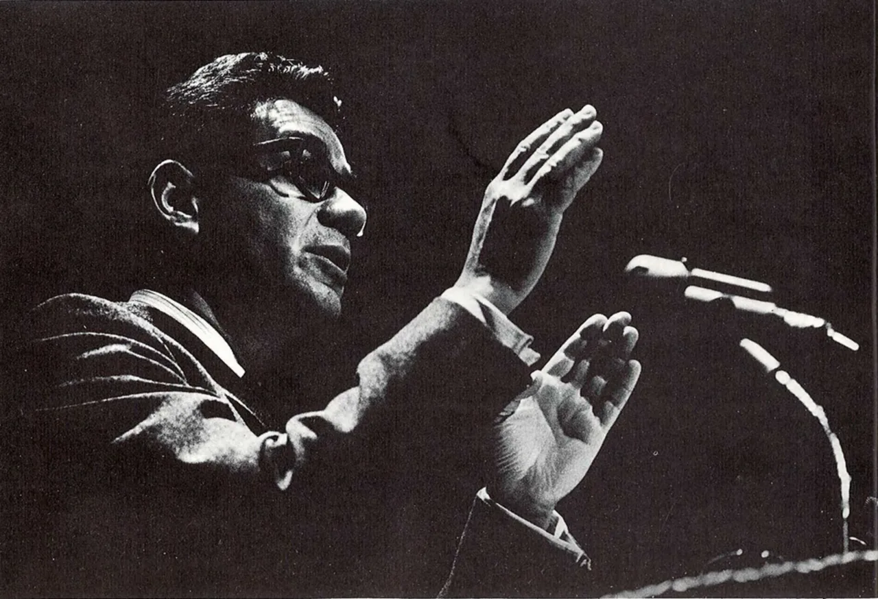 Porträt von Mark Lane (1927–2016) – Gedenkseite