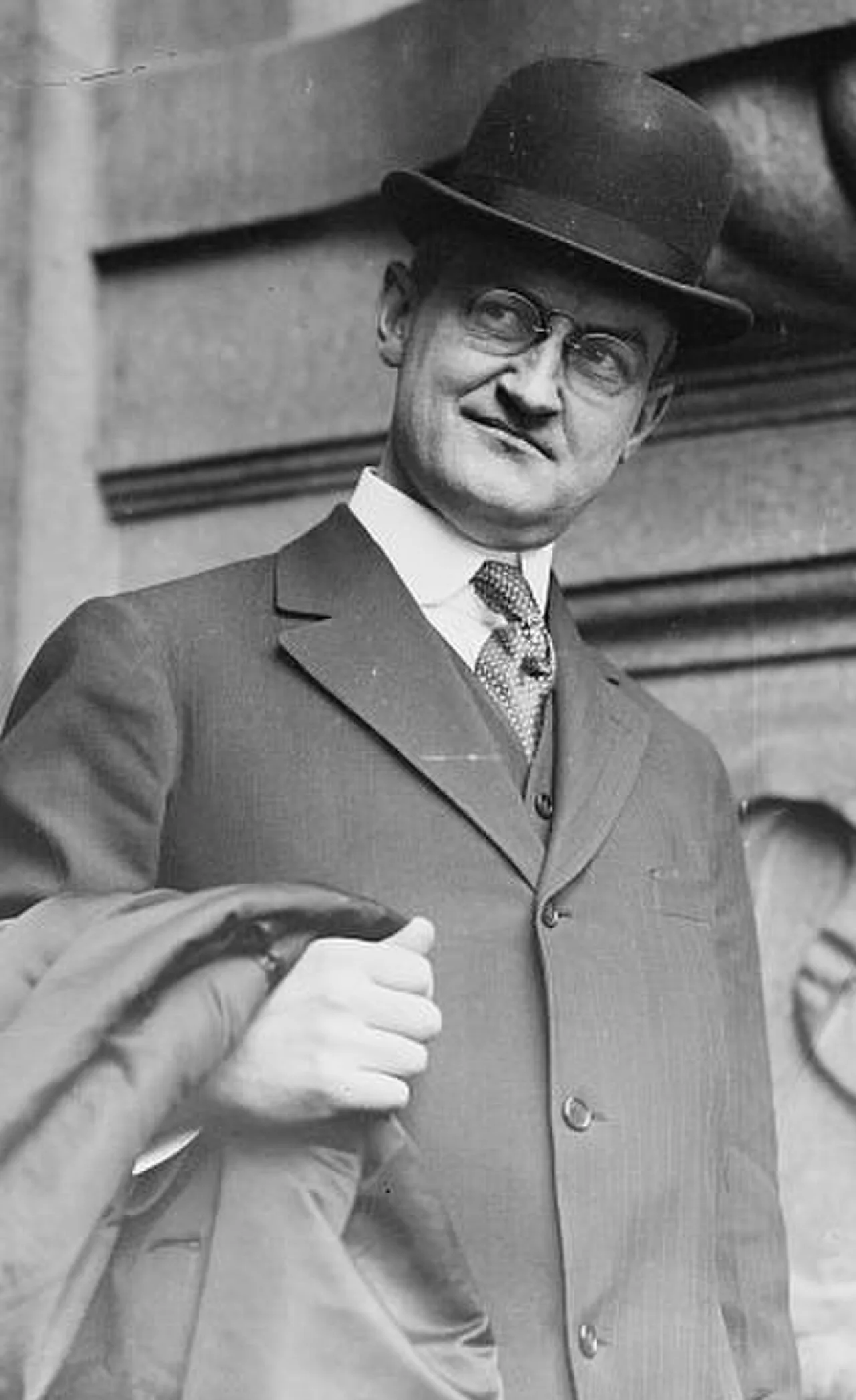 Porträt von Martin Thomas Manton (1880–1946) – Gedenkseite