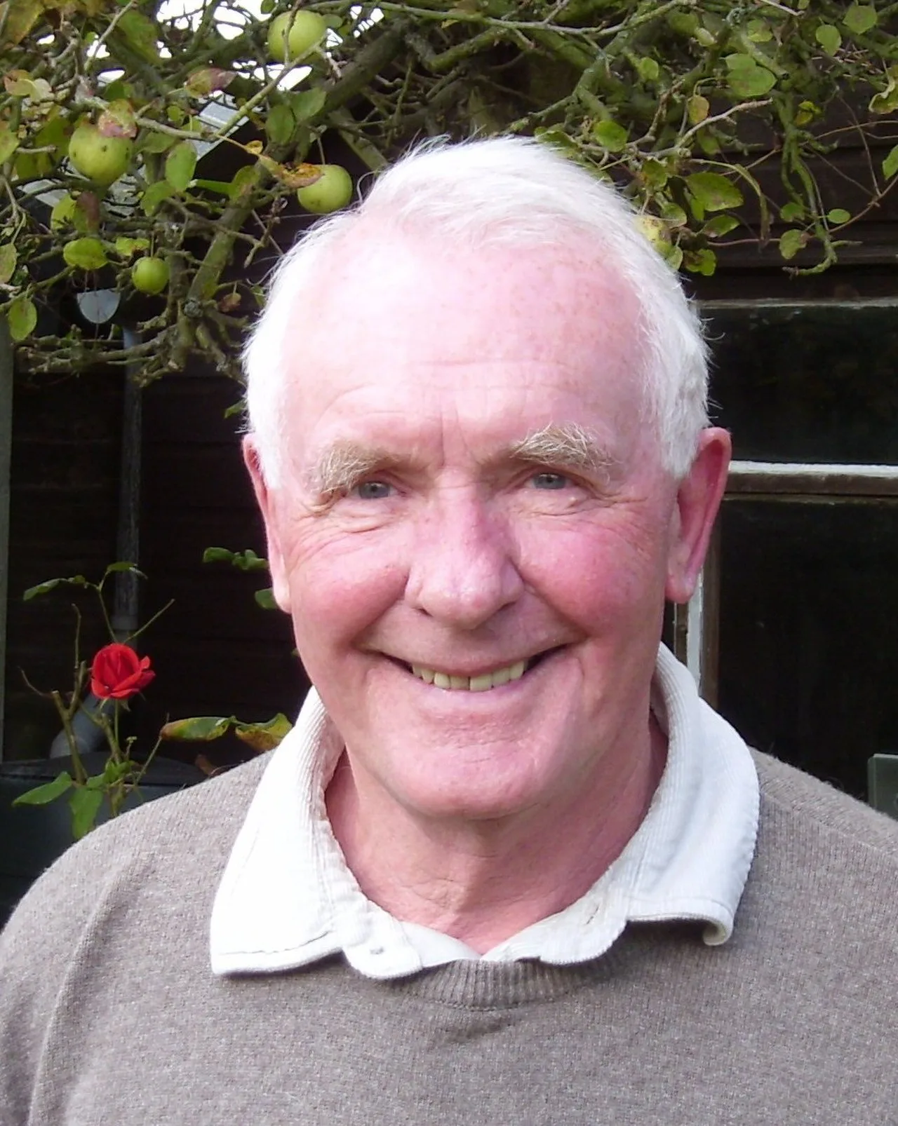 Portrait of Mike Denness (1940–2013) – memorial page