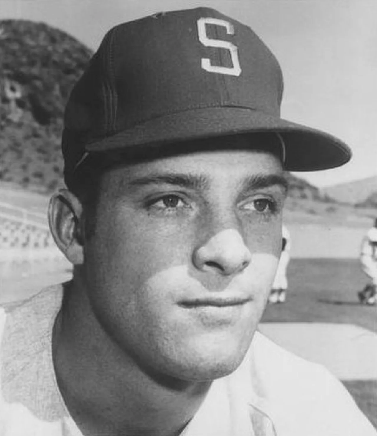 Porträt von Mike Hegan (1942–2013) – Gedenkseite