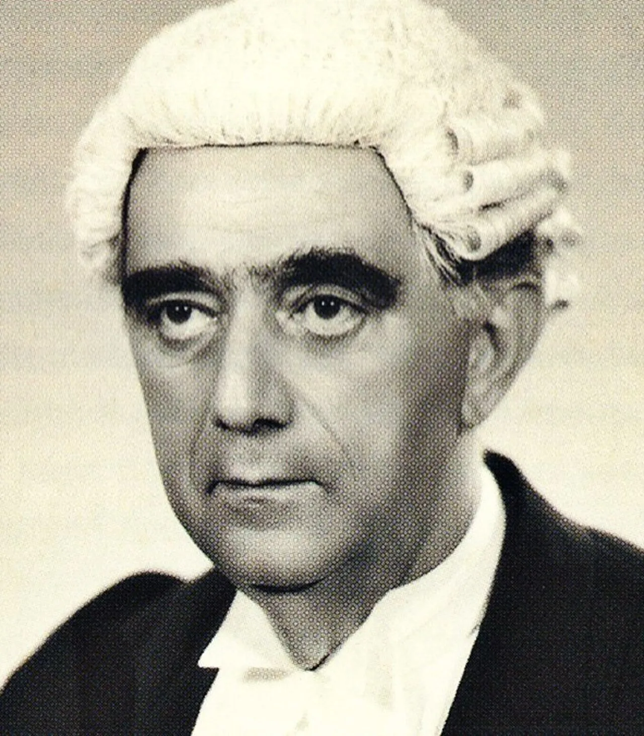 Portrait of David Saul Marshall (1908–1995) – memorial page