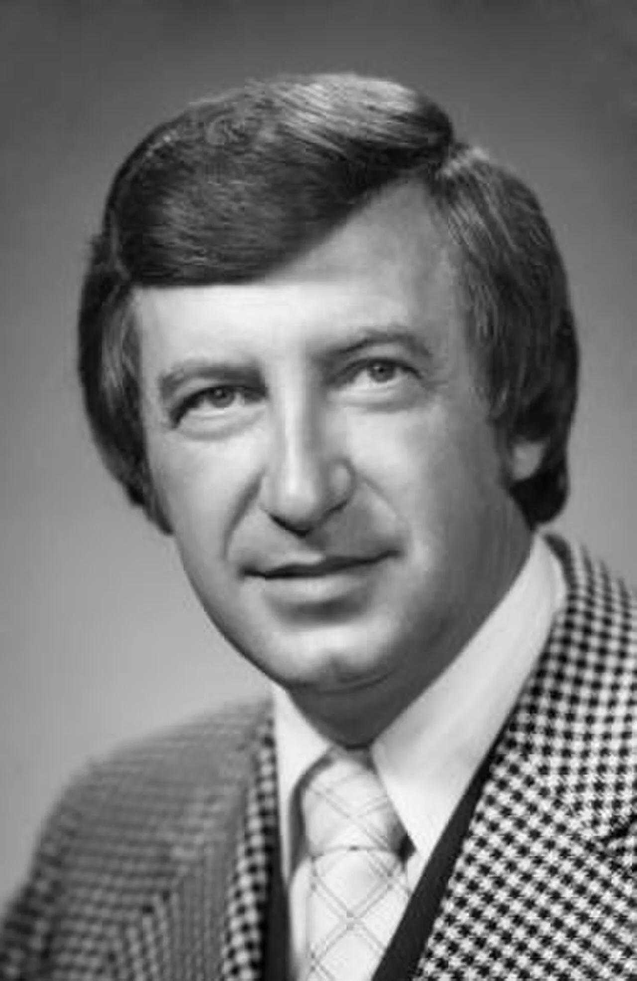 Portrait of Monty Davidson (1935–2017) – memorial page