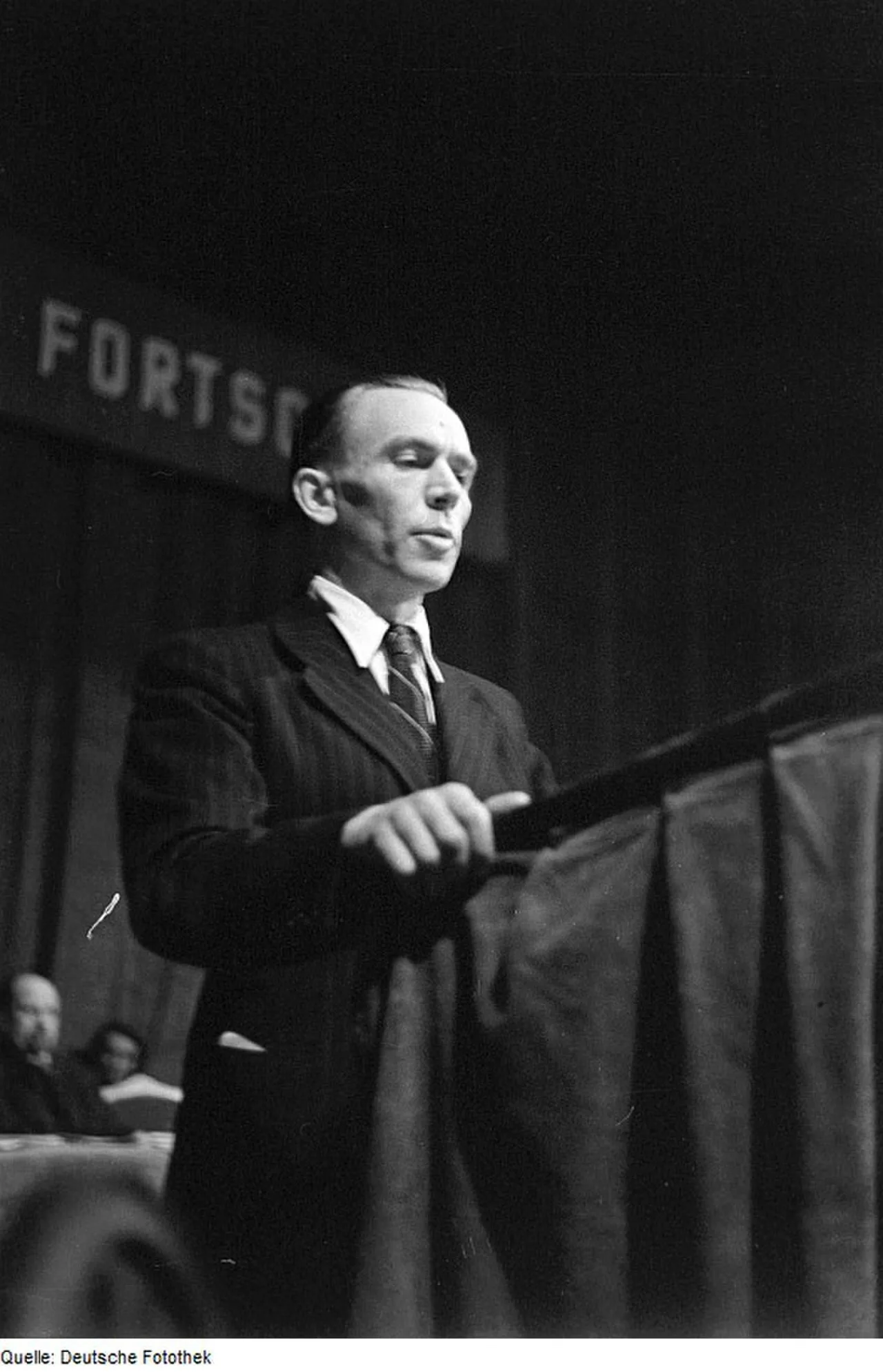 Portrait of Anton Ackermann (1905–1973) – memorial page