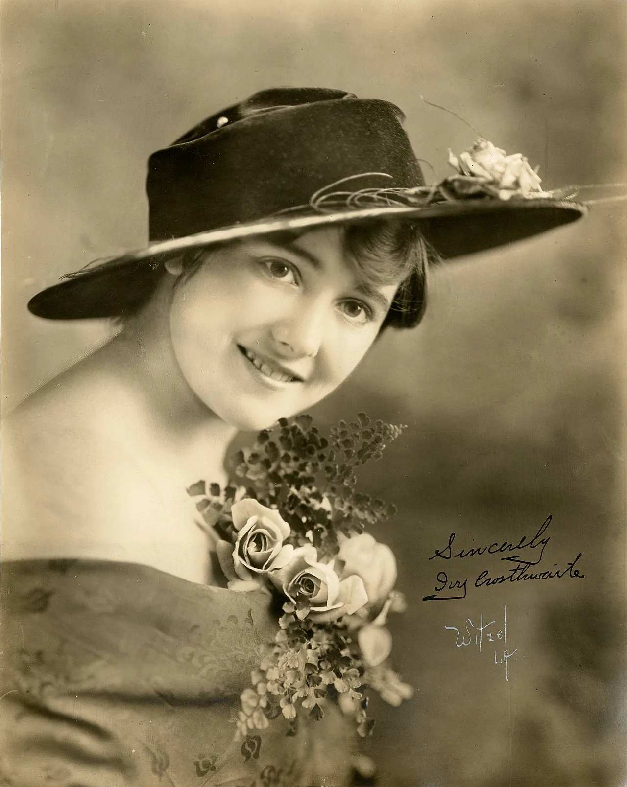 Porträt von Ivy Crosthwaite (1897–1962) – Gedenkseite
