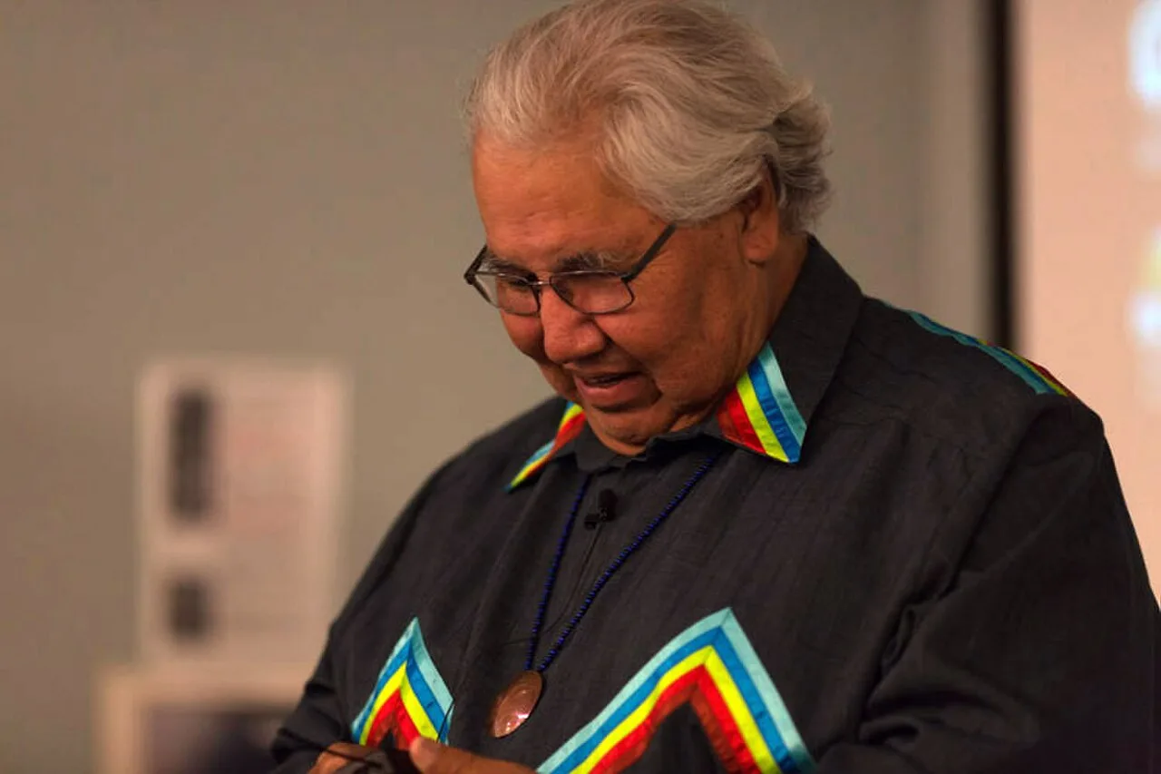 Porträt von Murray Sinclair (1951–2024) – Gedenkseite
