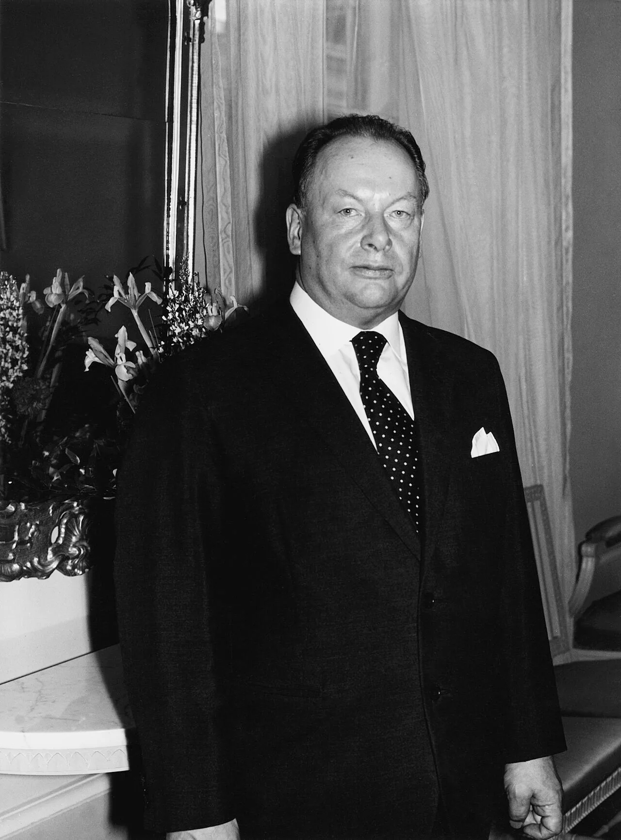 Porträt von Teuvo Aura (1912–1999) – Gedenkseite