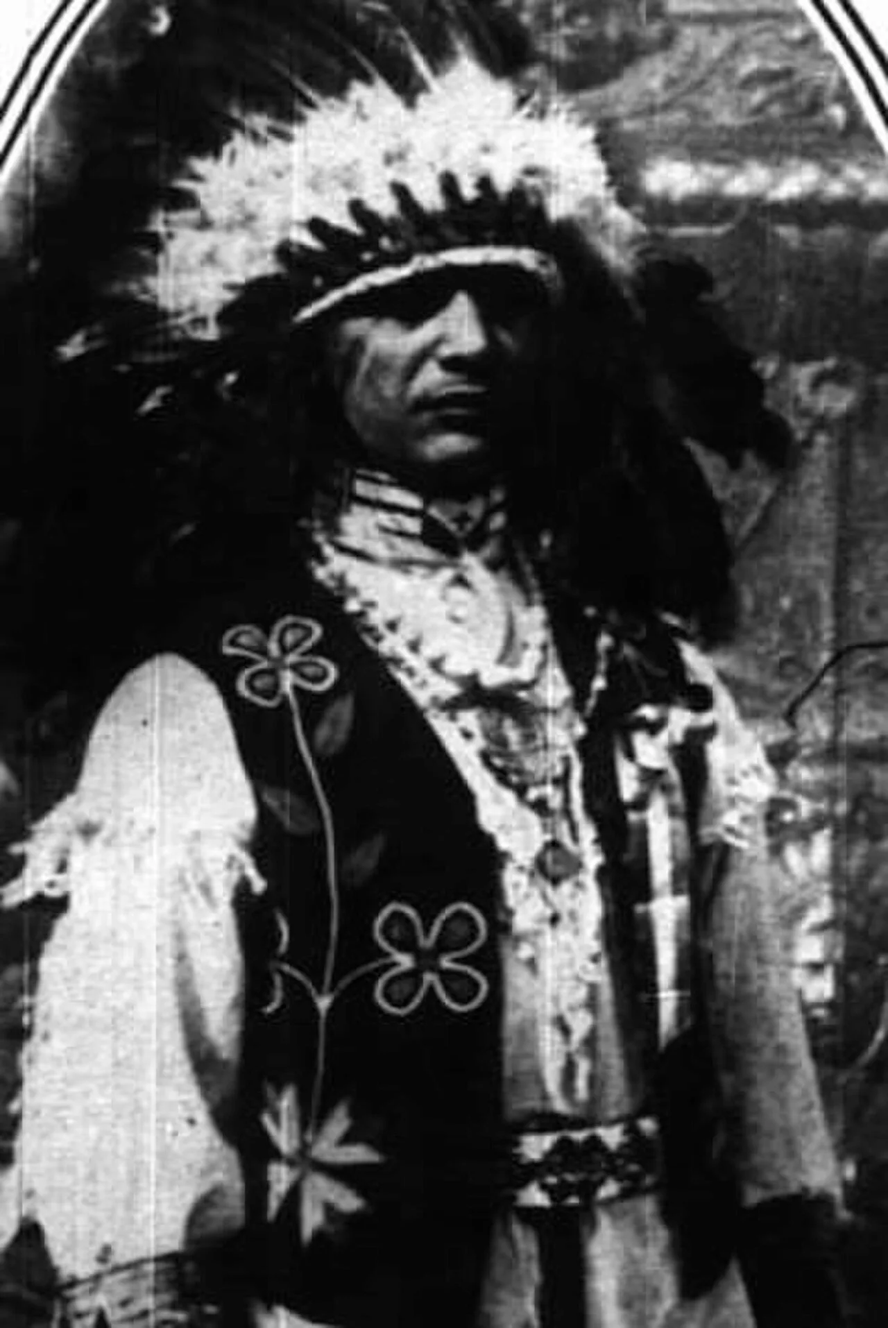 Portrait of Nipo T. Strongheart (1891–1966) – memorial page