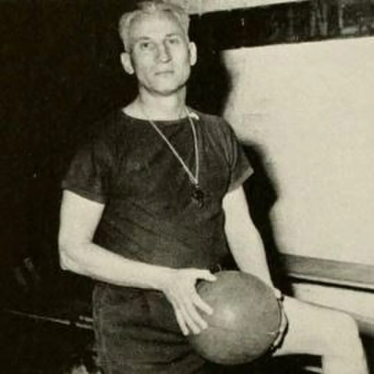 Portrait of Norman Shepard (1897–1977) – memorial page