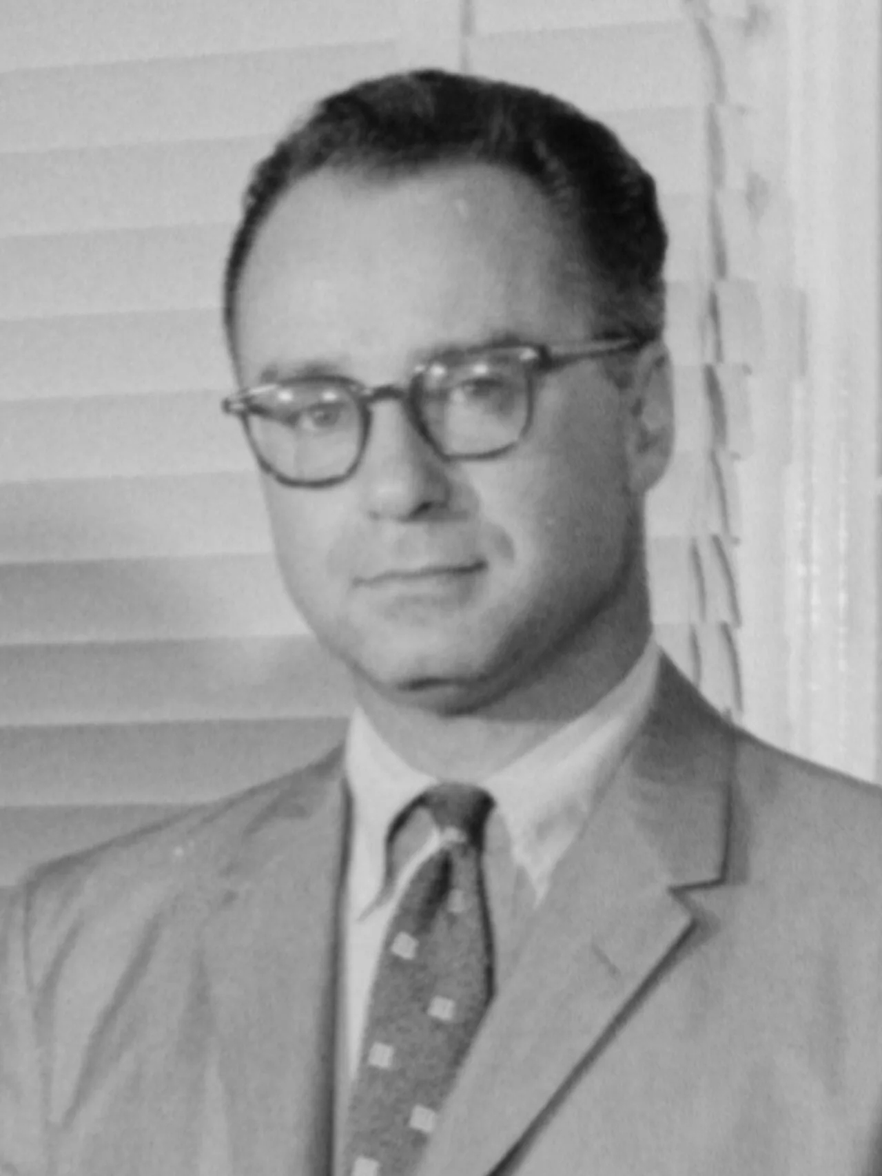 Porträt von William F. Quinn (1919–2006) – Gedenkseite