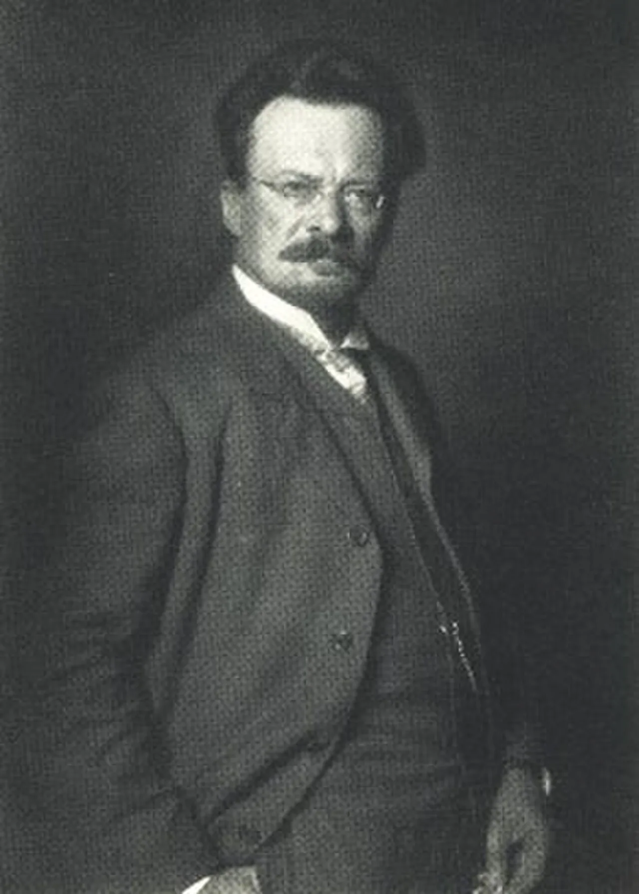Portrait of Adolf Miethe (1862–1927) – memorial page