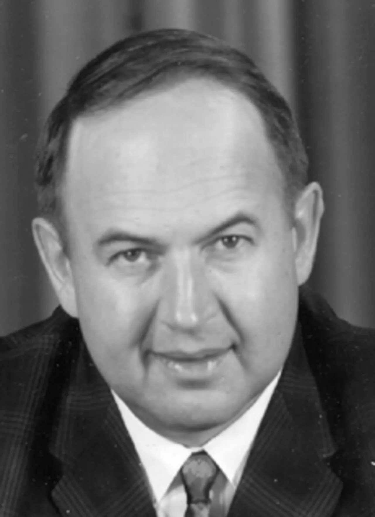Portrait of Stanley K. Hathaway (1924–2005) – memorial page
