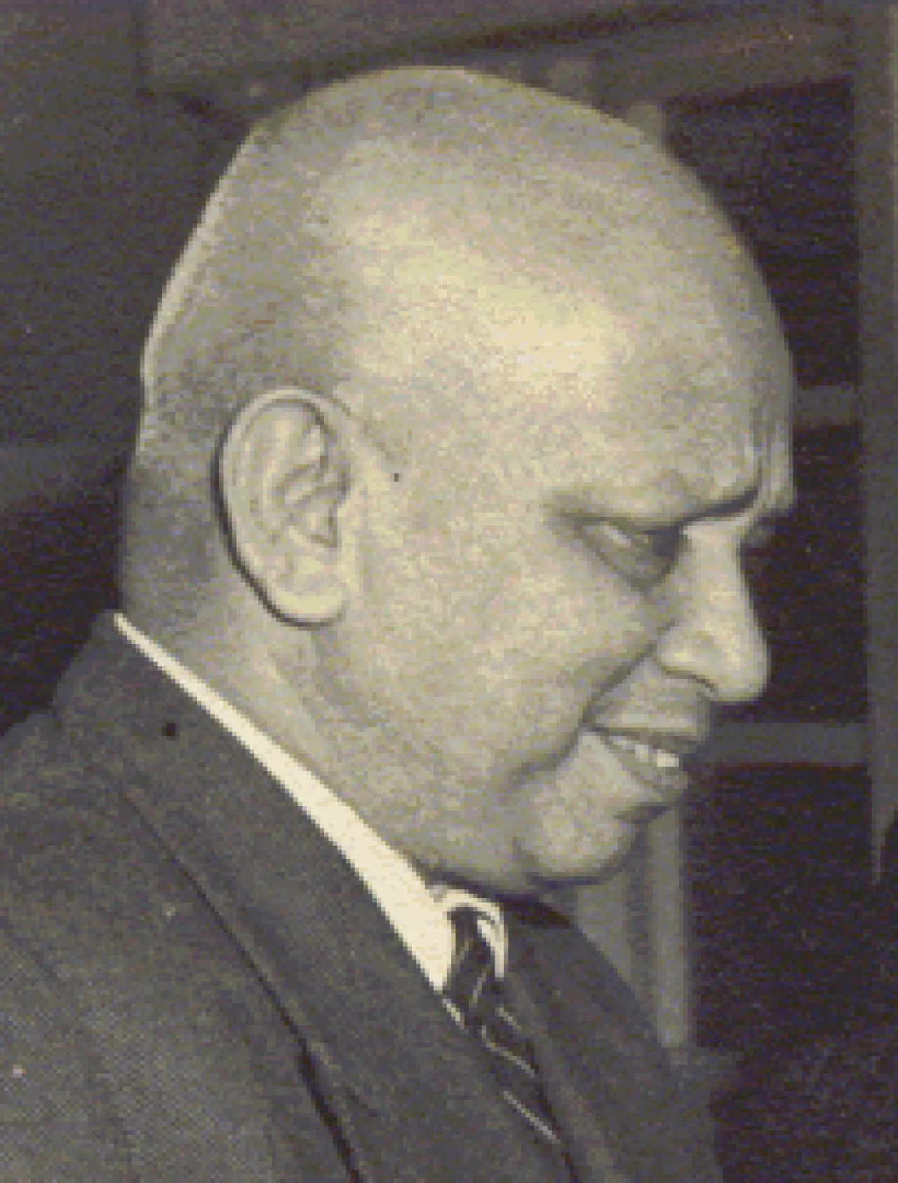 Portrait of Oliver Ernest Goonetilleke (1892–1978) – memorial page