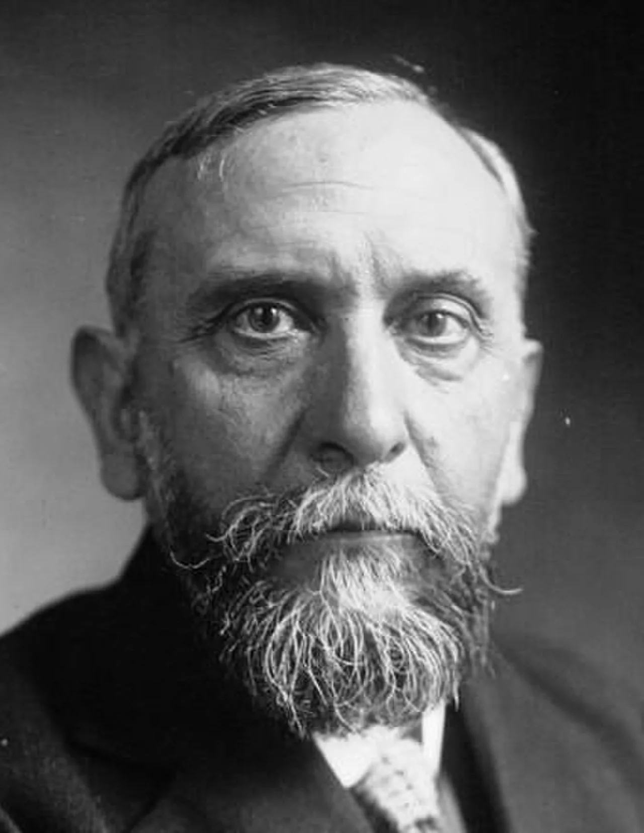 Portrait of Célestin Bouglé (1870–1940) – memorial page