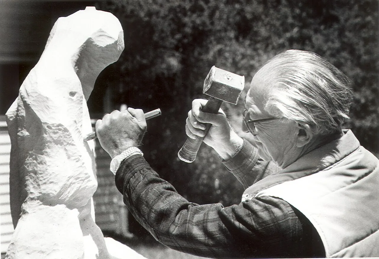 Porträt von Robert Russin (1914–2007) – Gedenkseite