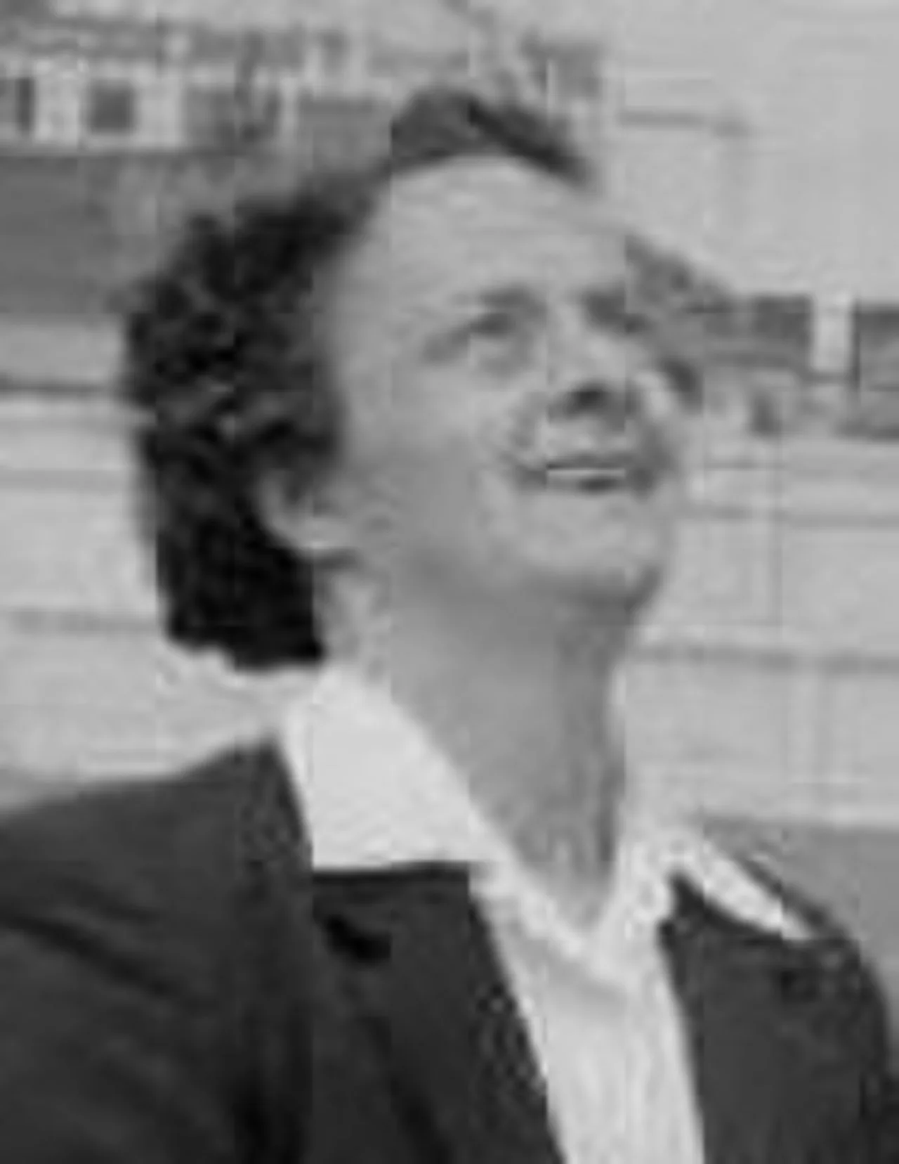 Portrait of Rona McKenzie (1922–1999) – memorial page
