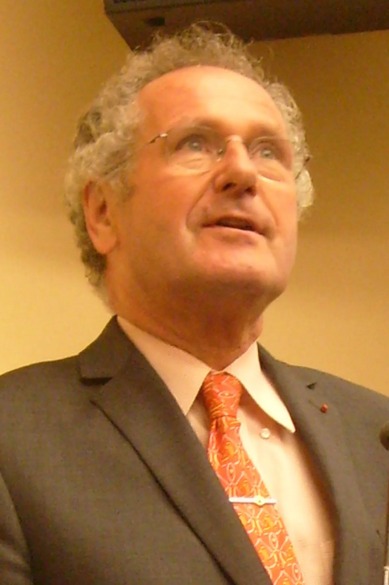 Portrait of Paul Helminger (1940–2021) – memorial page