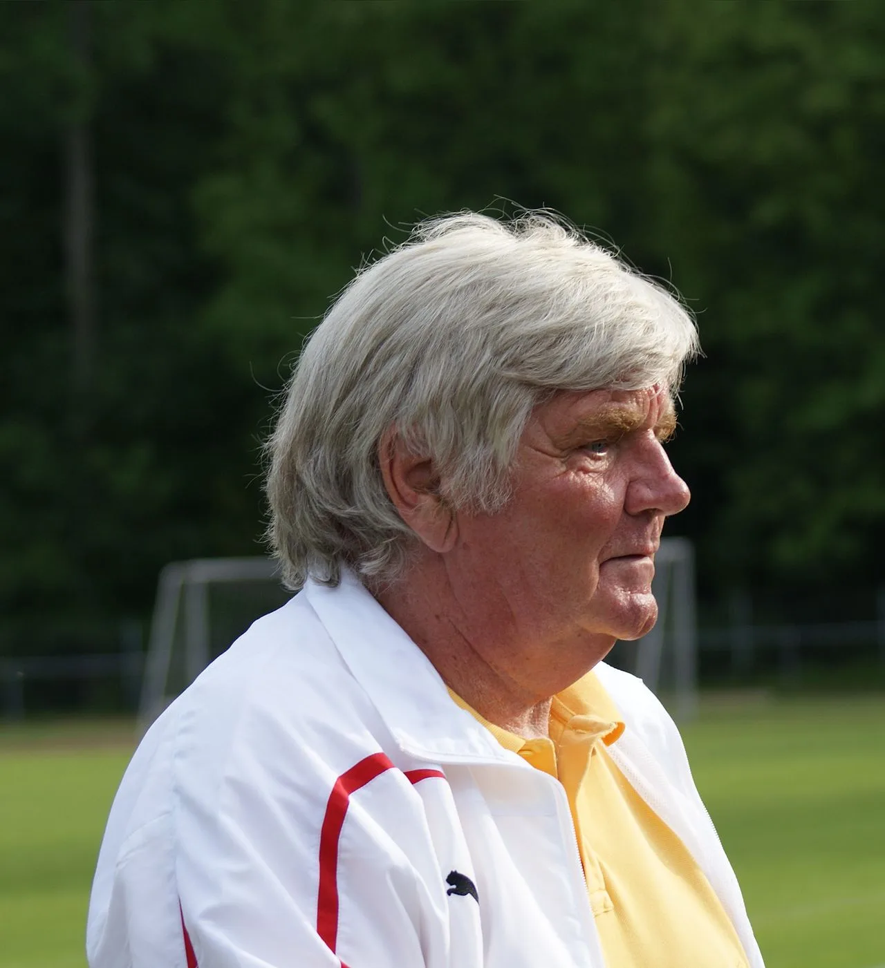 Porträt von Jürgen Sundermann (1940–2022) – Gedenkseite