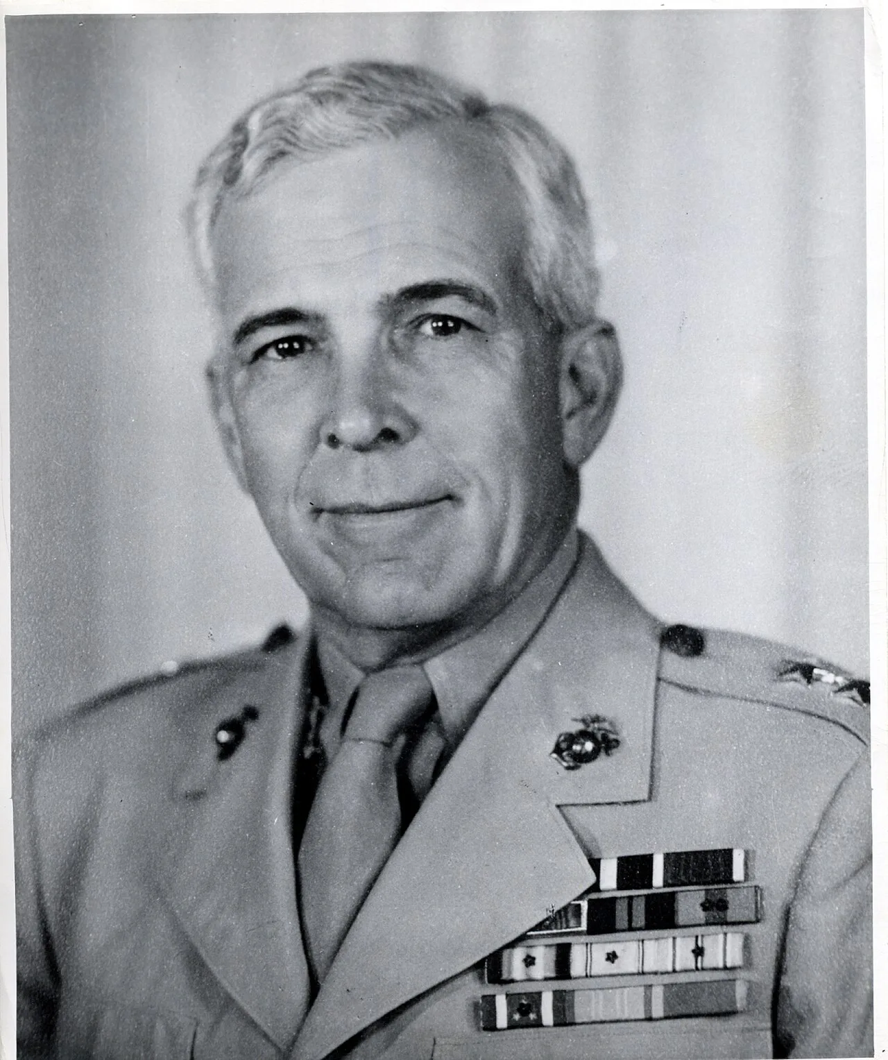 Portrait of Samuel L. Howard (1891–1960) – memorial page