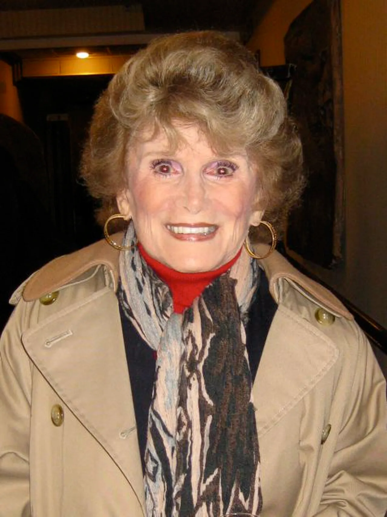 Portrait of Shirley Mitchell (1919–2013) – memorial page