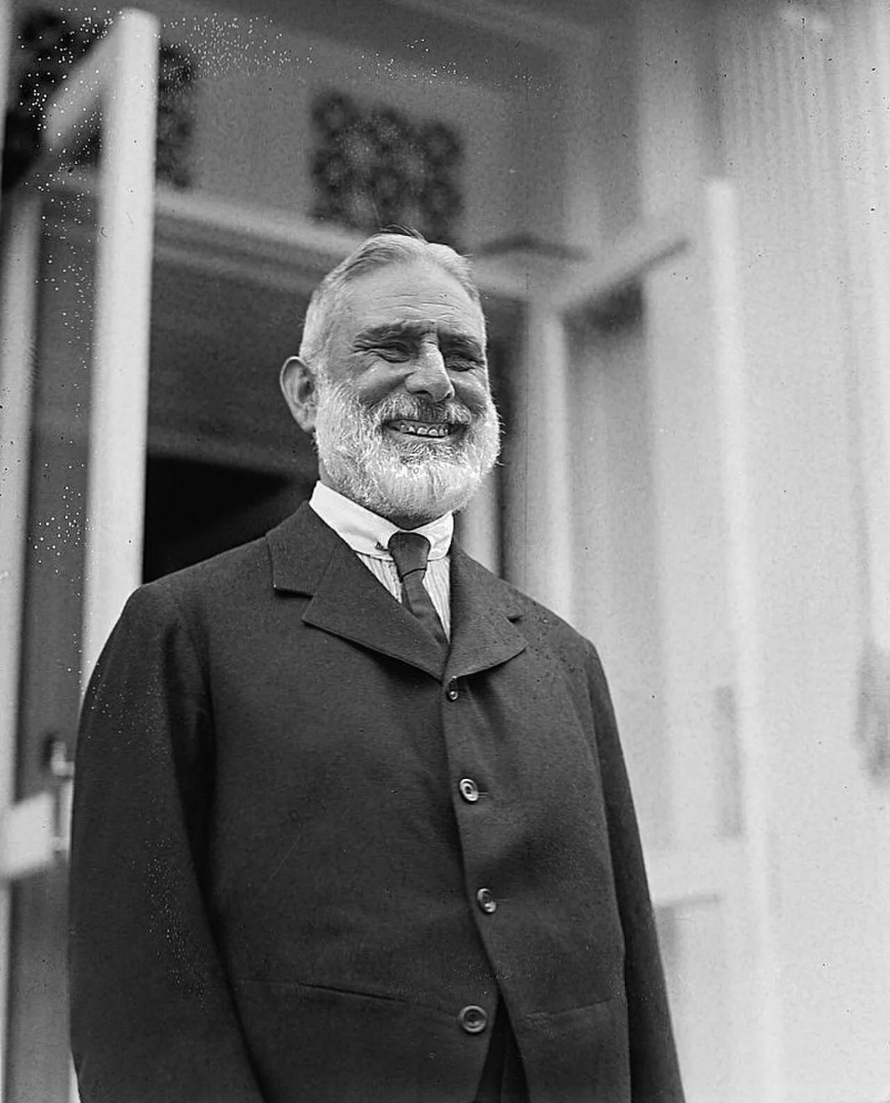 Porträt von Sir Robert Williams, 1st Baronet (1848–1943) – Gedenkseite
