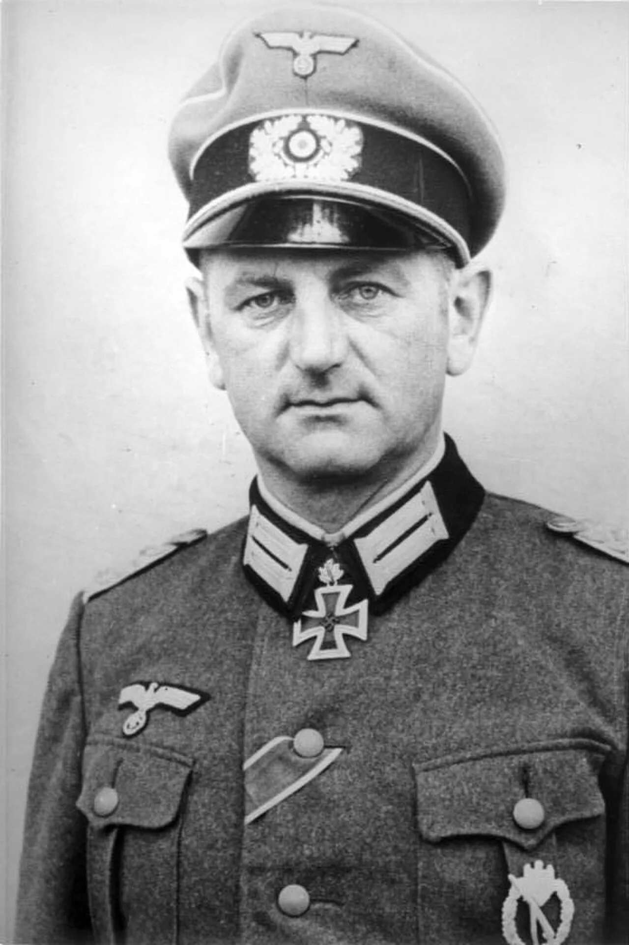 Portrait of Otto Hitzfeld (1898–1990) – memorial page