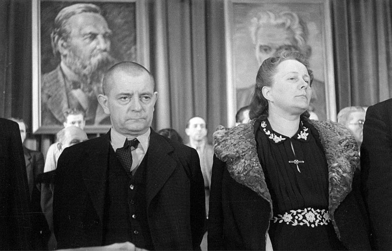 Portrait of August Karsten (1888–1981) – memorial page