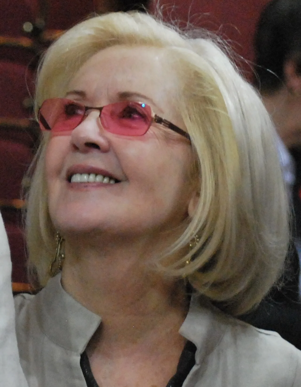 Portrait of Andrée Lachapelle (1931–2019) – memorial page