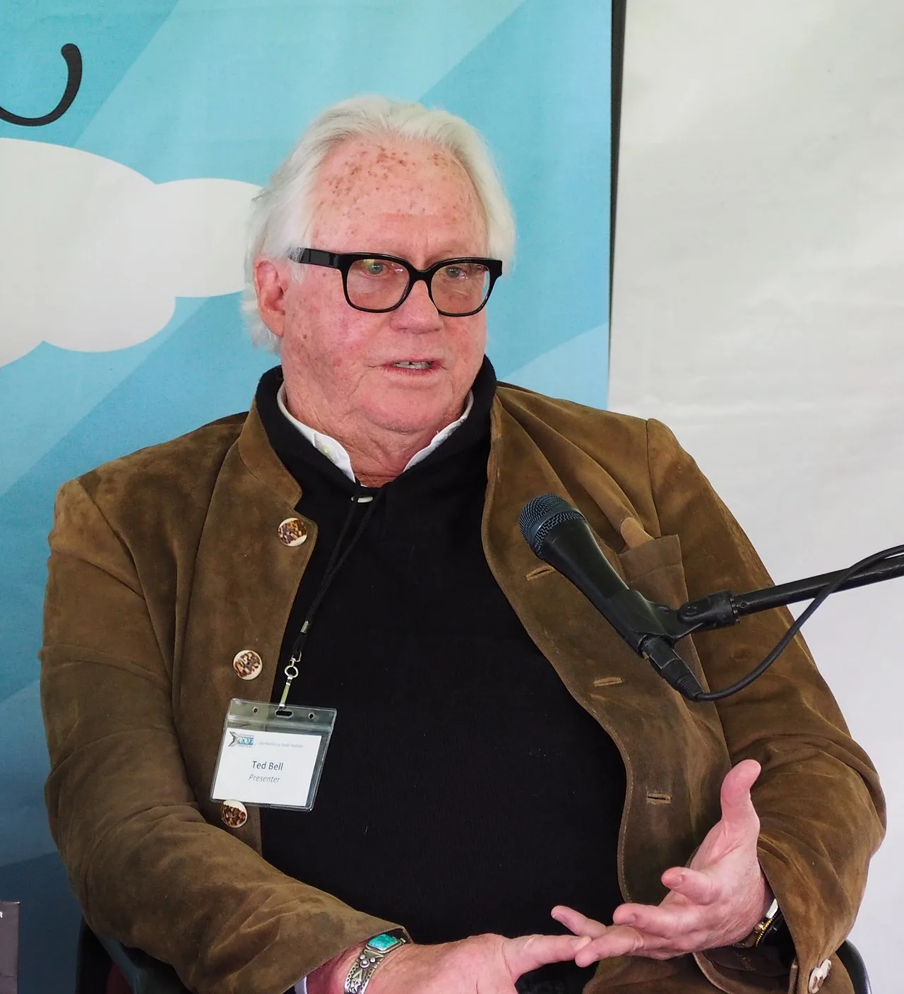 Porträt von Ted Bell (1947–2023) – Gedenkseite