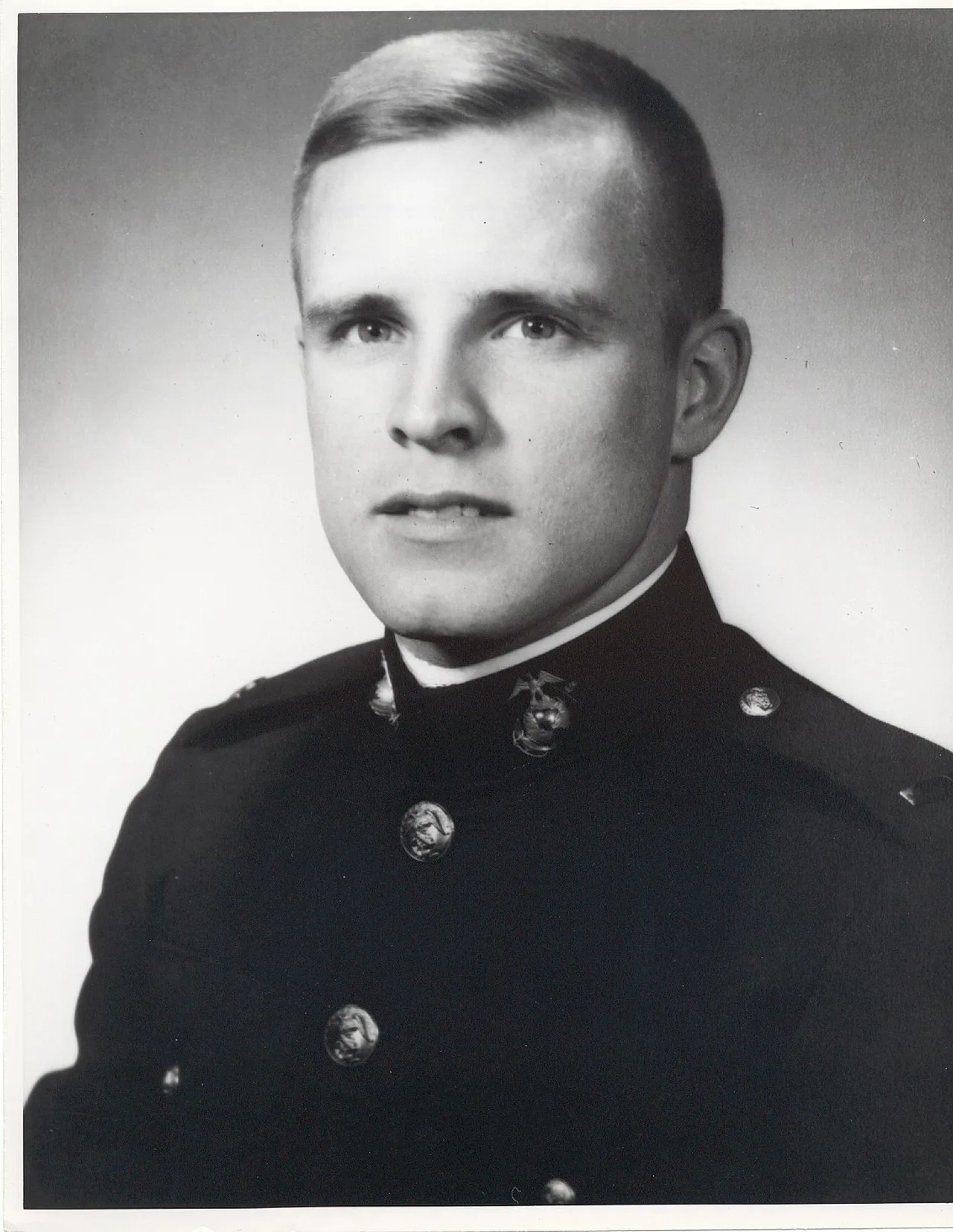 Porträt von Terrence C. Graves (1945–1968) – Gedenkseite