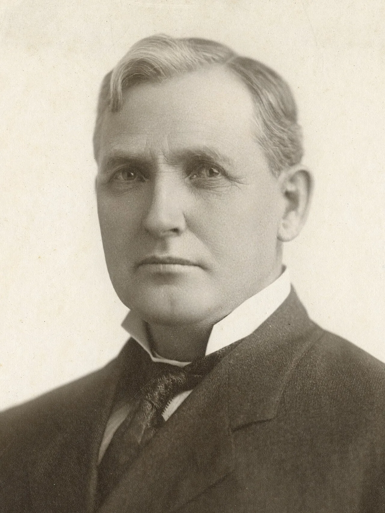 Porträt von James Gillett (1860–1937) – Gedenkseite