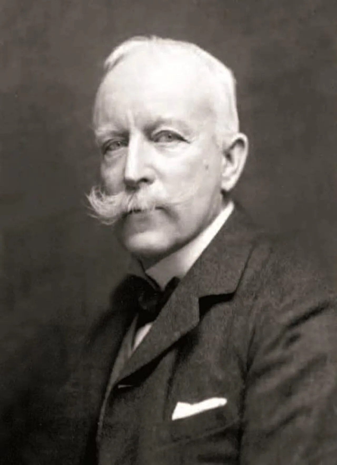 Portrait of Thomas Holdich (1843–1929) – memorial page