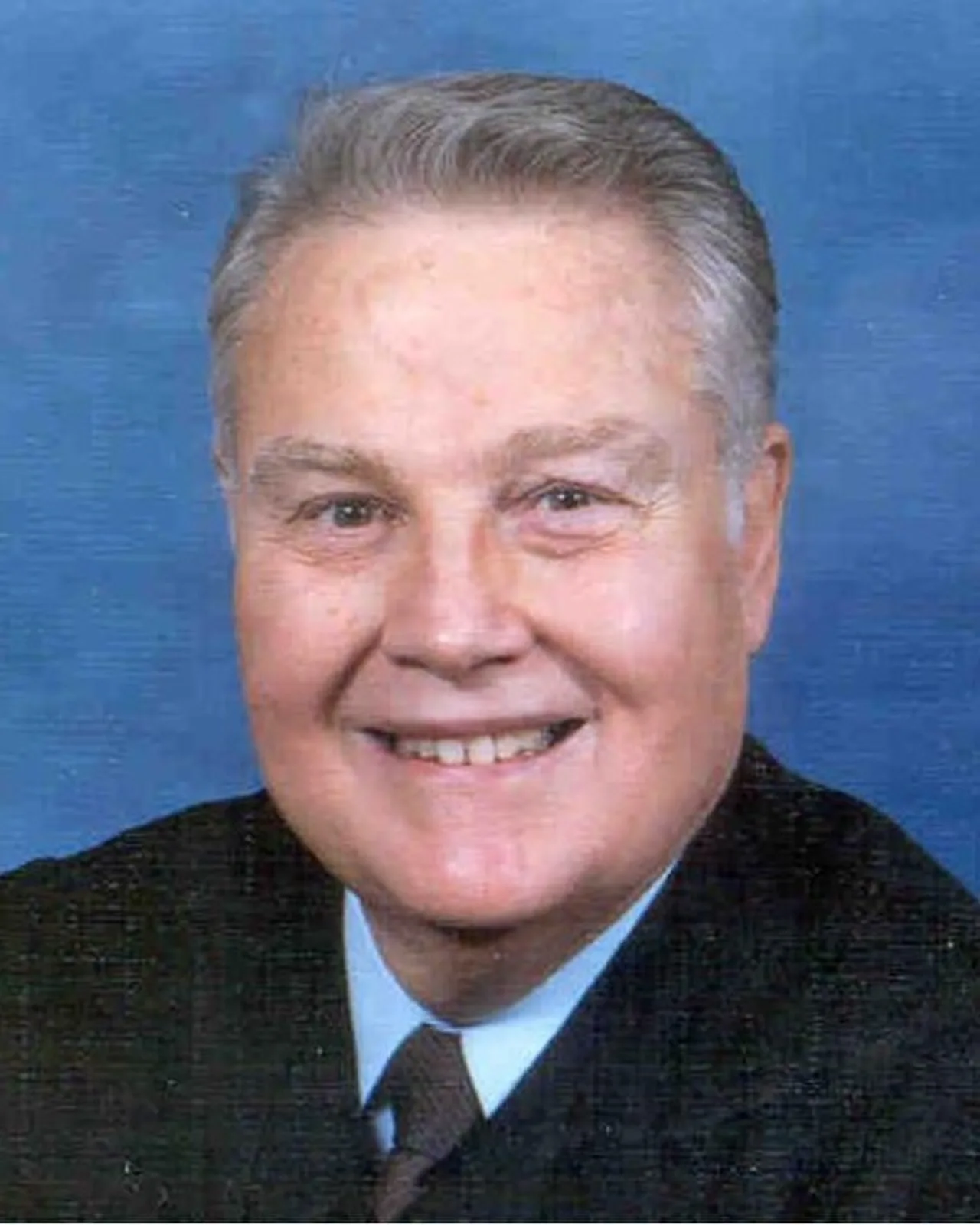 Portrait of Thomas Michael Shanahan (1934–2011) – memorial page