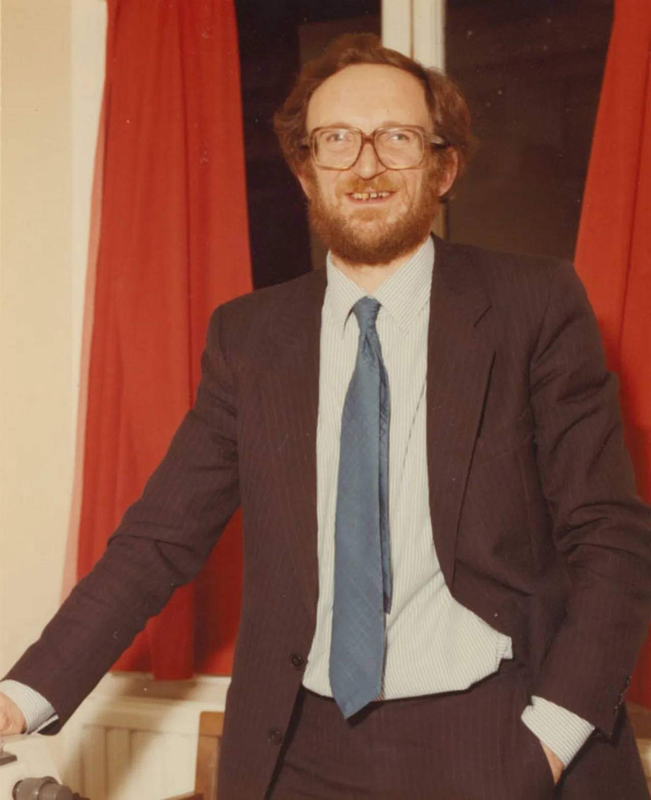 Portrait of Thomas Nossiter (1937–2004) – memorial page