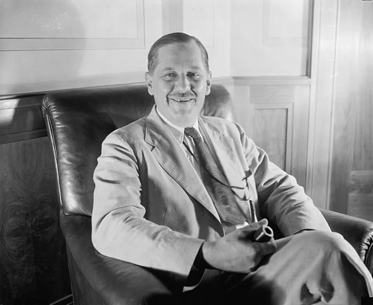 Porträt von Thurman Arnold (1891–1969) – Gedenkseite