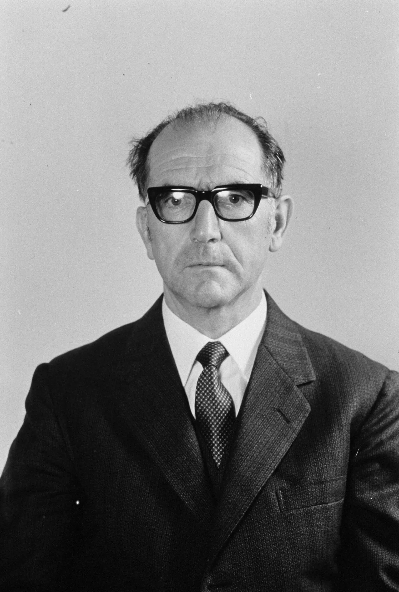 Portrait of Hans Nänny (1914–1993) – memorial page