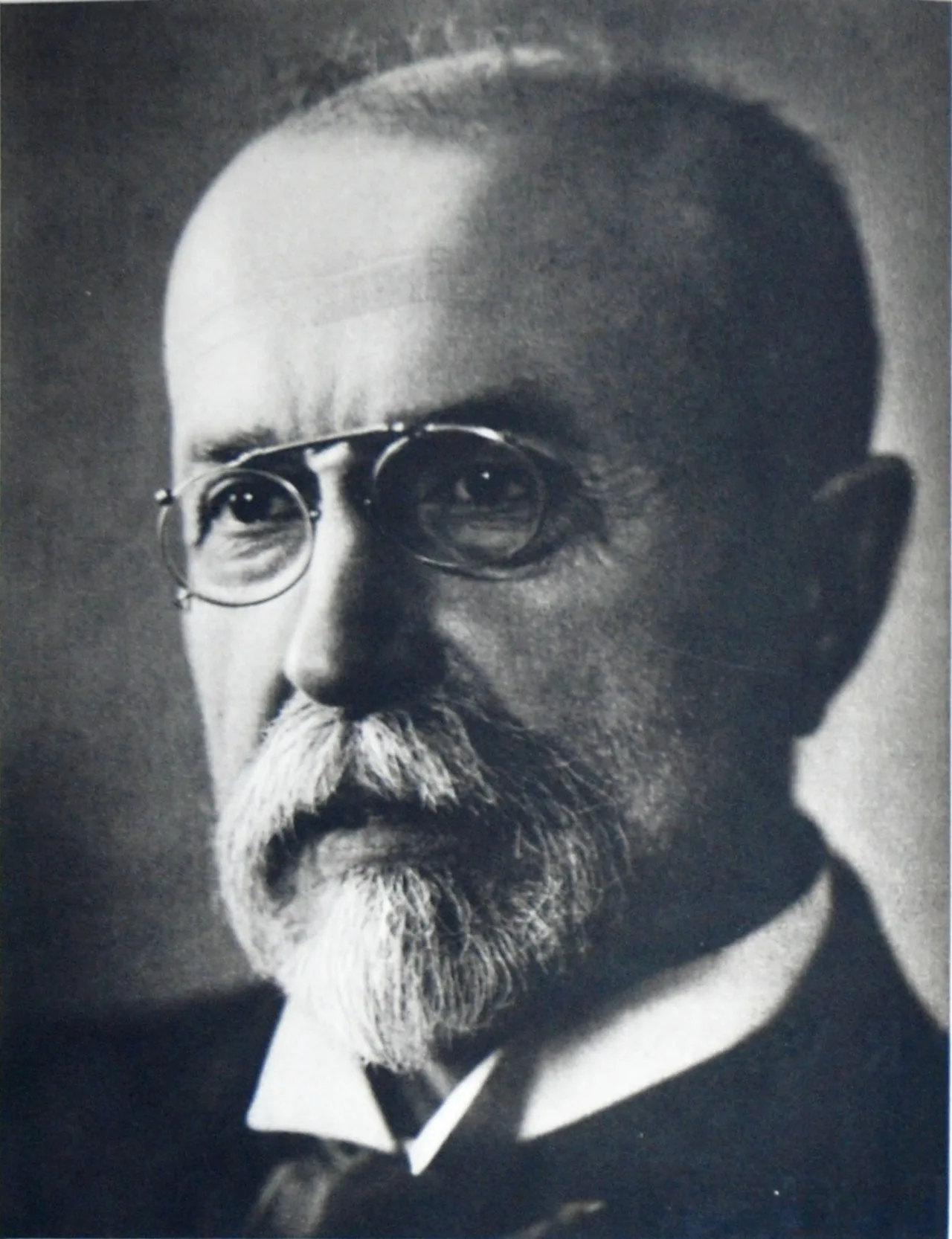 Portrait of Tomáš Garrigue Masaryk (1850–1937) – memorial page