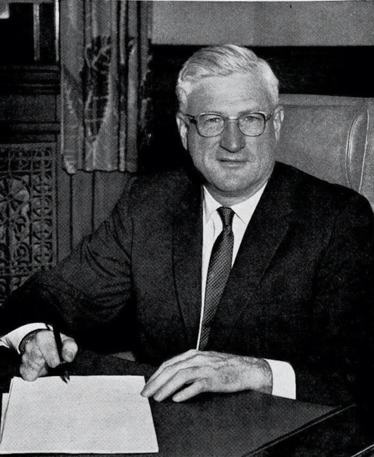 Porträt von W. L. Mooty (1906–1992) – Gedenkseite