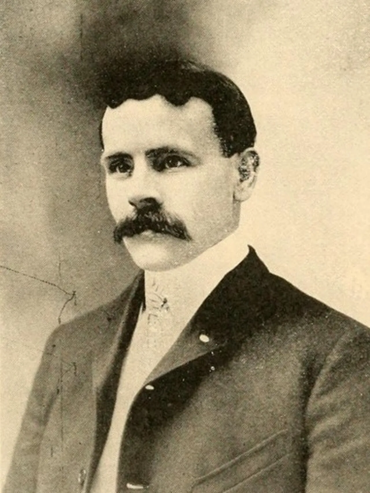 Portrait of Walter K. Farnsworth (1870–1929) – memorial page
